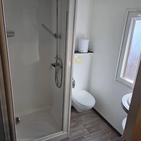 Mobil-home De 5 A 7 Personnes * 카데네트
