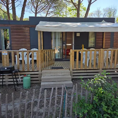 Mobil-home De 5 A 7 Personnes *